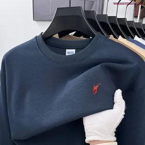 Мужской свитер на весну и осень