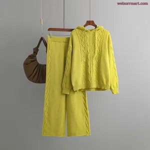 Женский зимний теплый вязаный костюм