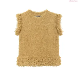 Желтый вязаный жилет без рукавов с бахромой