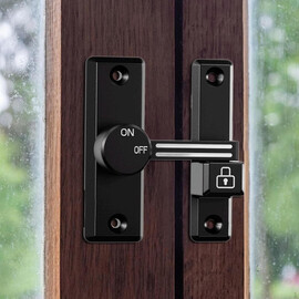 Дверной замок с откидной защелкой,